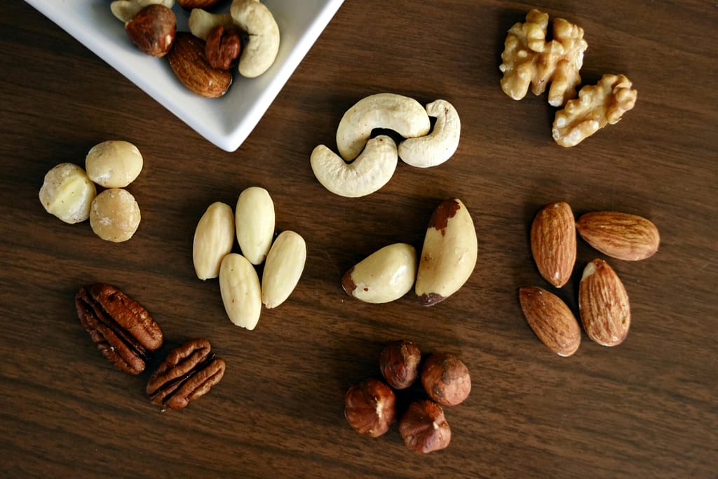 Image of nuts containing magnesium. to highlight the benefits of magnesium