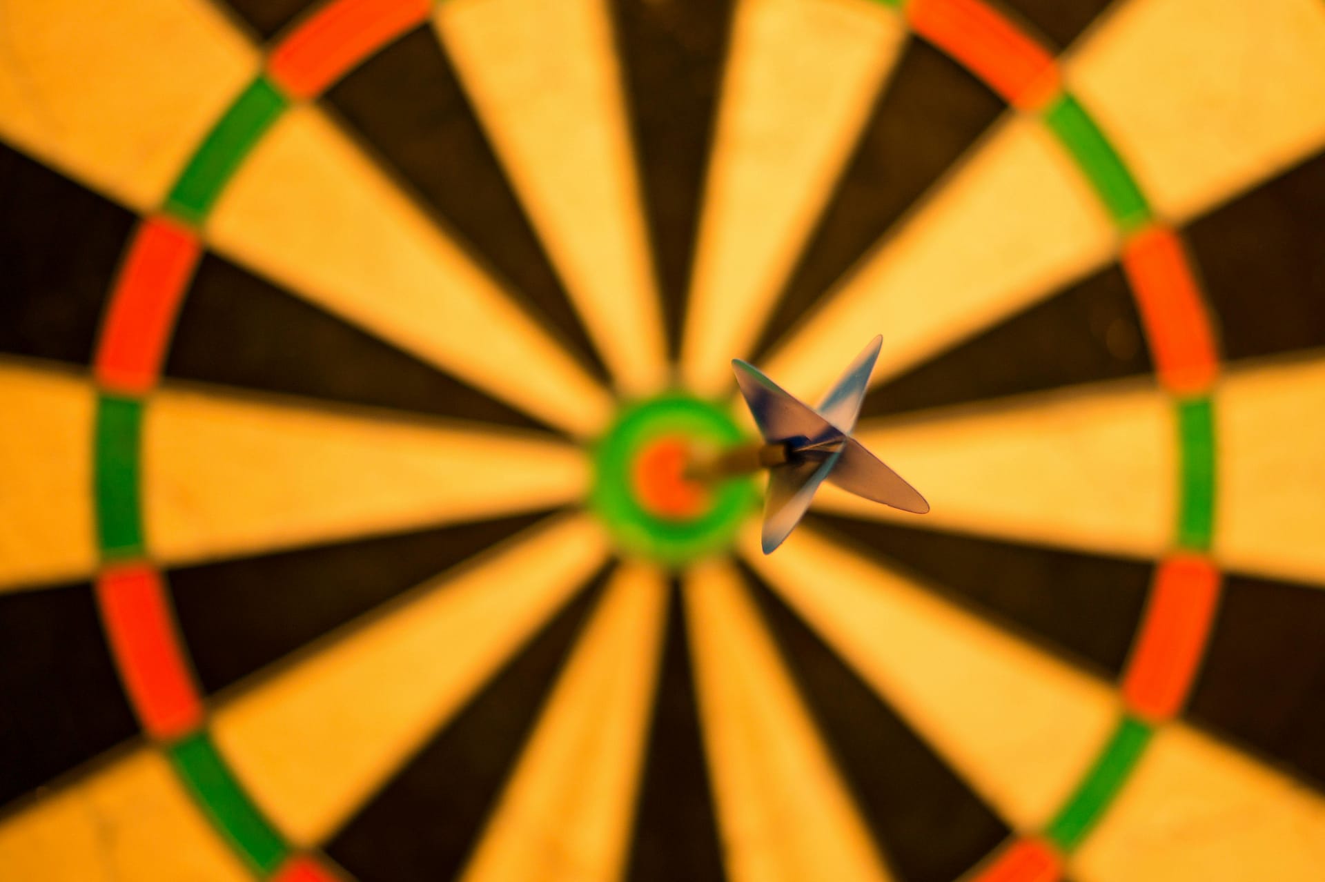 image of dart board. Setting goals